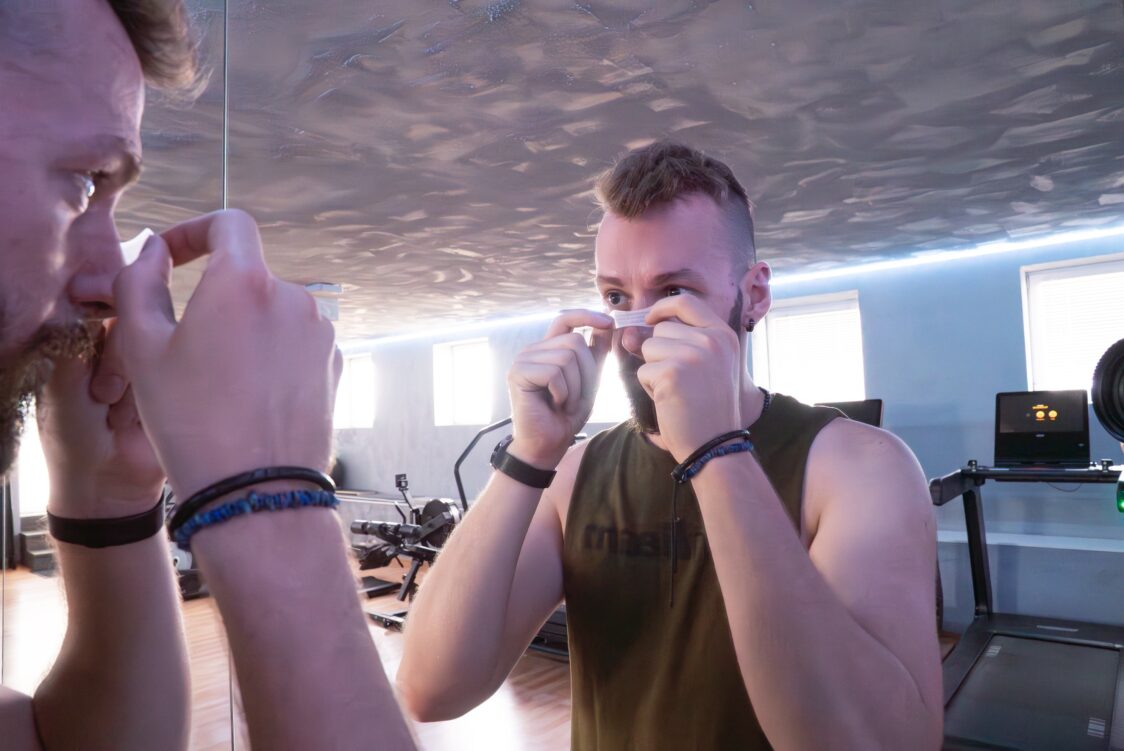 Výhody sportovních pásek na nos