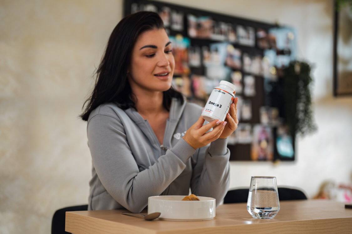 Efekt omega-3 MK, vitamínu D a cvičenia na spomalenie starnutia