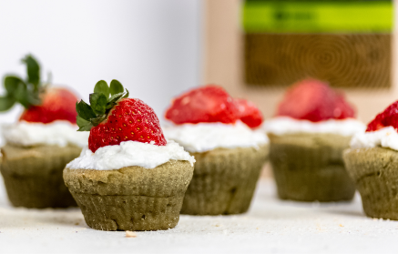 Fitness Recipe: Moist Matcha Cupcakes with Quark Frosting