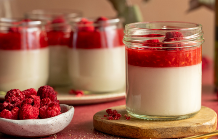 Fitness Recipe: Coconut Panna Cotta with Raspberries