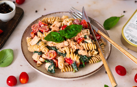 Fitness Recipe: Creamy Pasta with Salmon