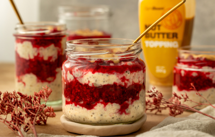Fitness Recipe: Overnight Oats with Raspberries and Peanut Butter