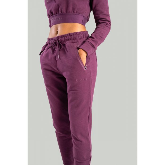 Women‘s Essential Joggers Plum - STRIX S