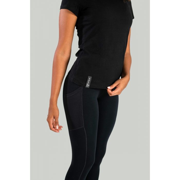 Women‘s Essential Tee Black - STRIX L