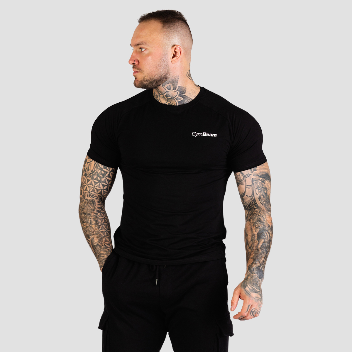 TRN Fitted T-shirt Zwart - GymBeam