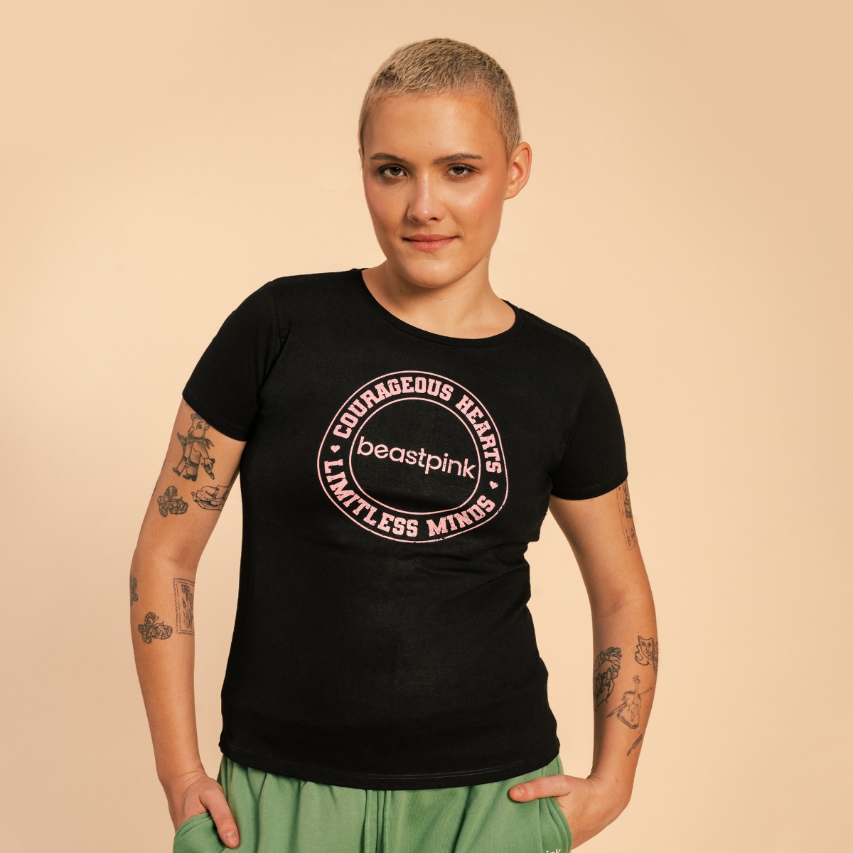 Vrouwen T-shirt Serenity Zwart - BeastPink