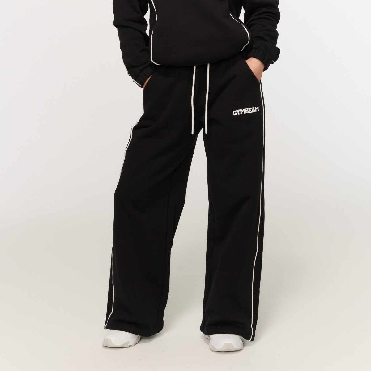 Women‘s Varsity Sweatpants Black - GymBeam