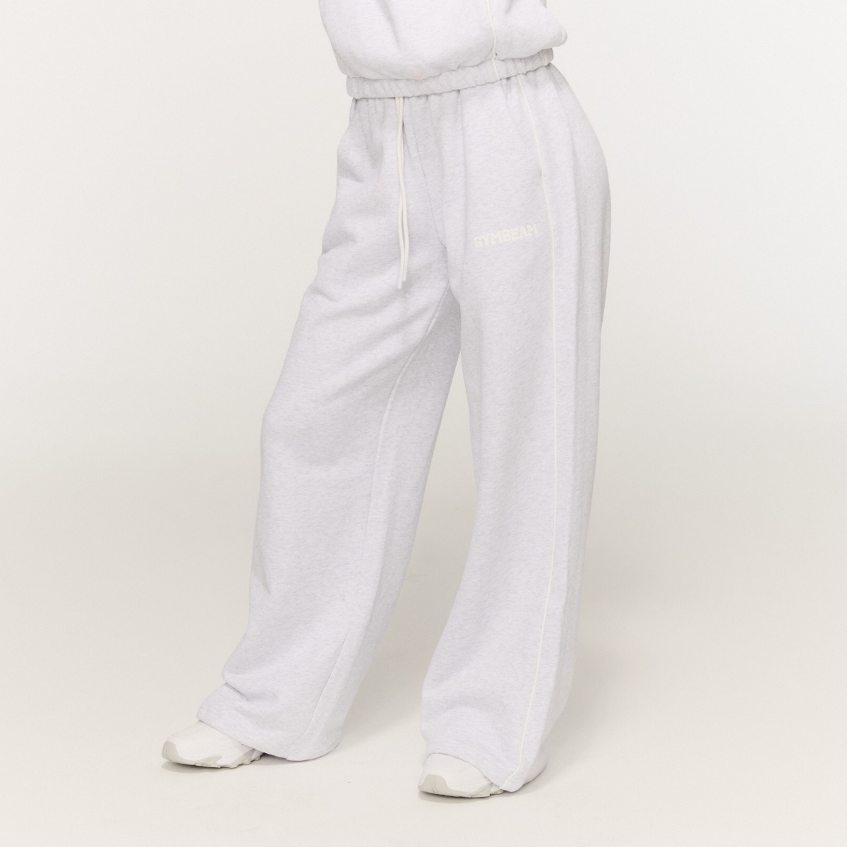 Women‘s Varsity Sweatpants Grey - GymBeam