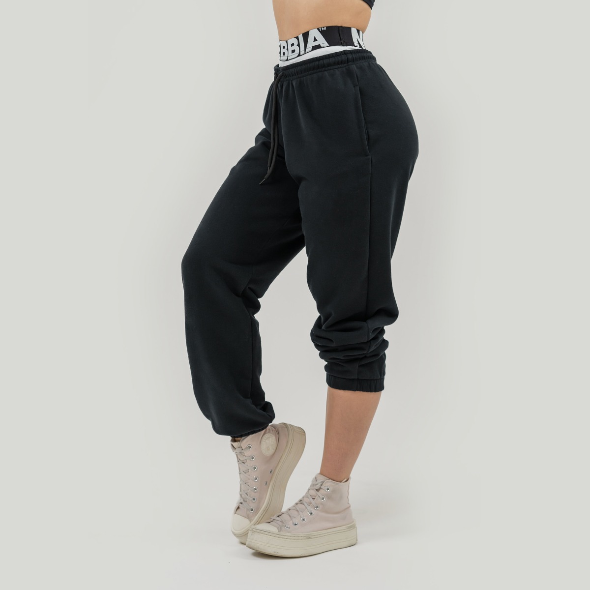 Women‘s Muscle Mommy Sweatpants Black - NEBBIA